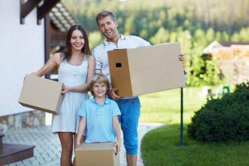 Packing and transport service for Clapham customers